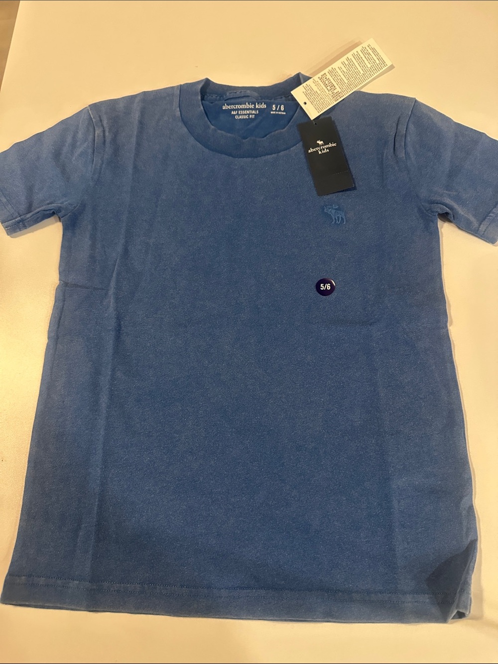 abercrombie kids blue crew neck tee - small moose logo